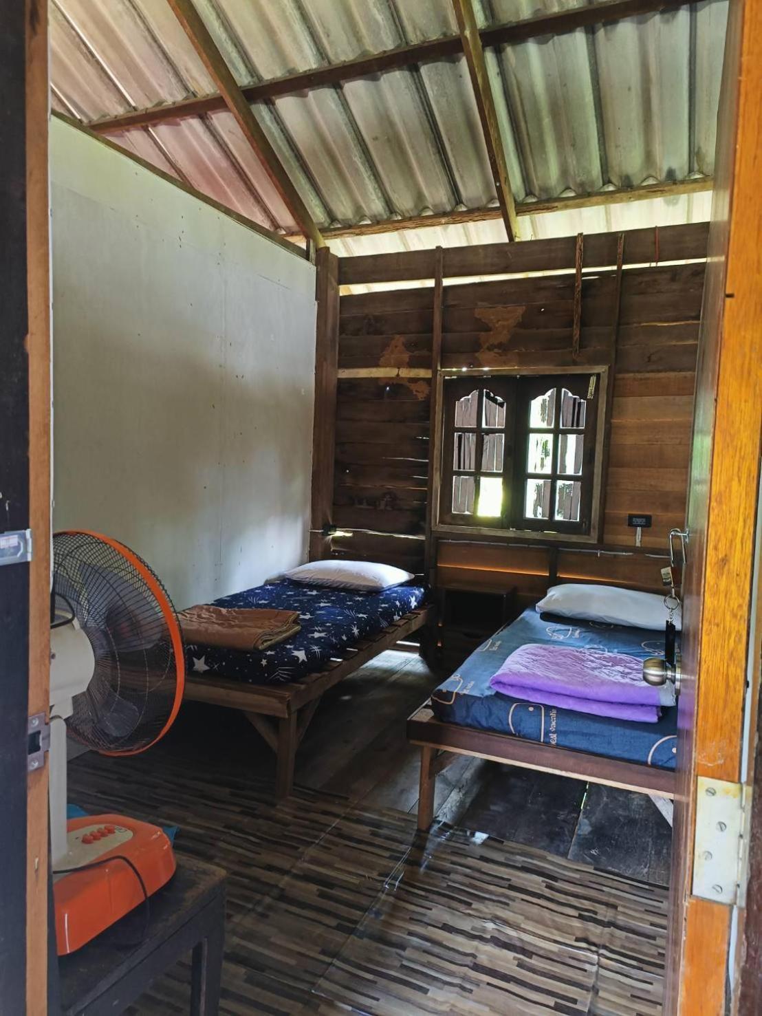 Khaosok Farmstay Khao Sok National Park Bagian luar foto